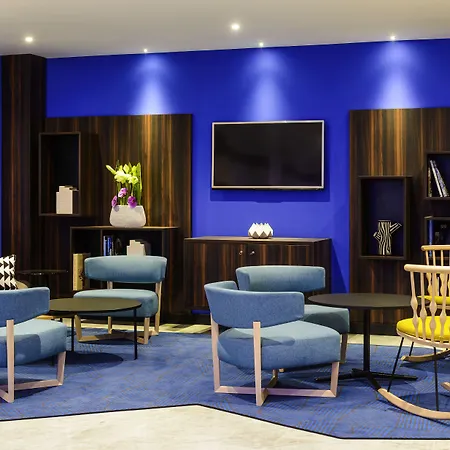 Centre Hotell 4*