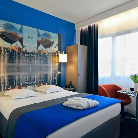 Centre Hotell 4*