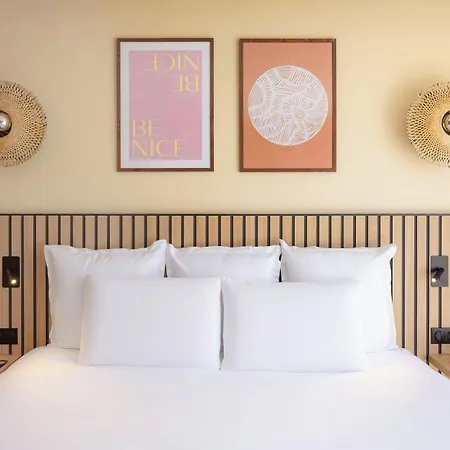 Hotel Mercure Centre Notre Dame 4*